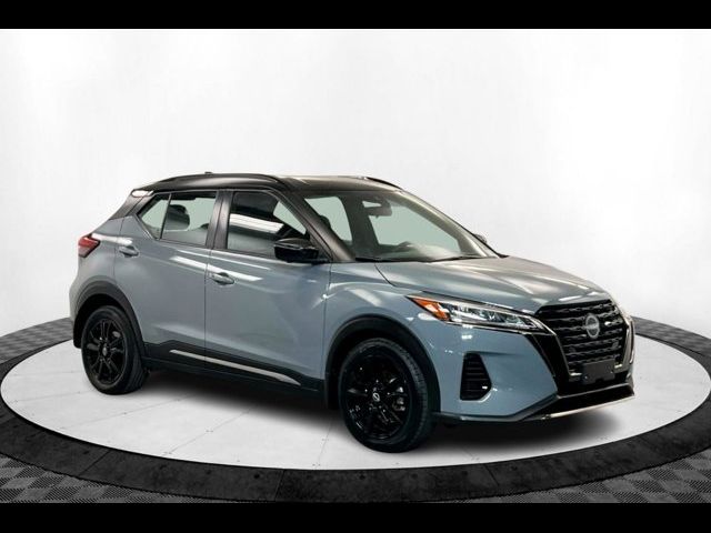 2023 Nissan Kicks SR