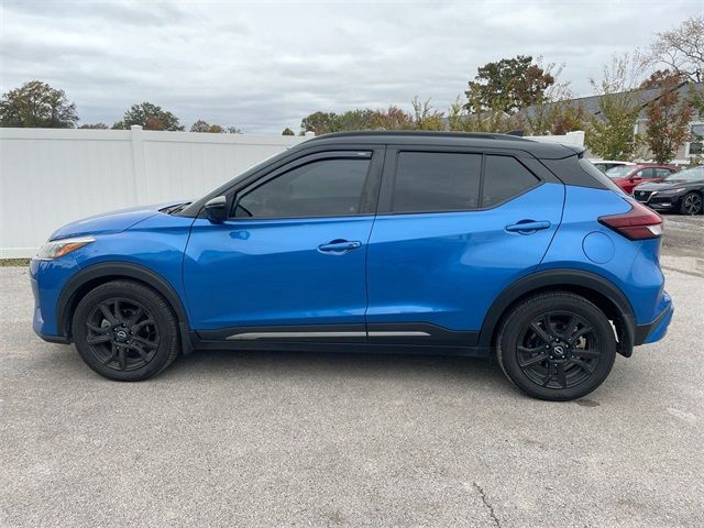 2023 Nissan Kicks SR