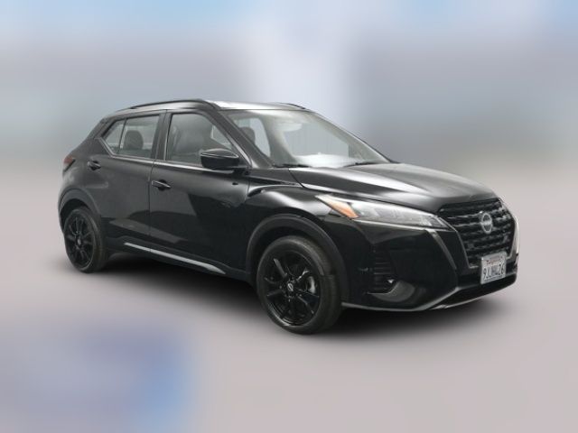 2023 Nissan Kicks SR