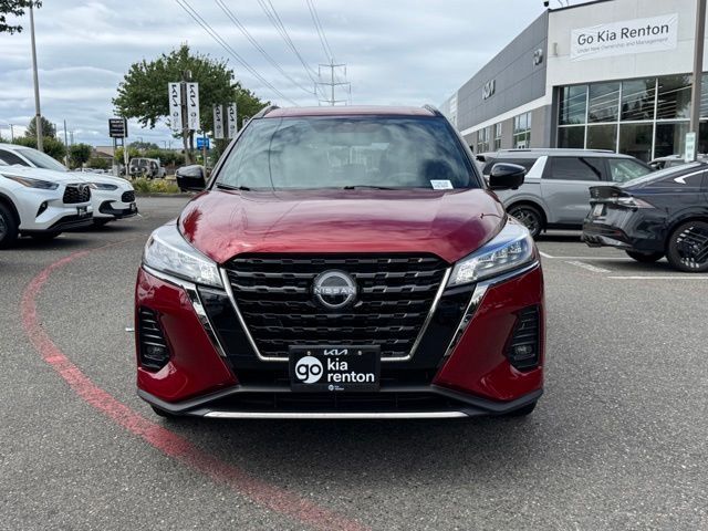 2023 Nissan Kicks SR