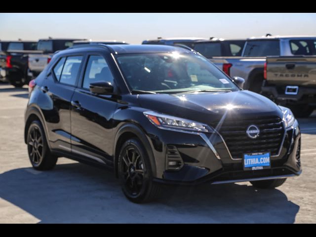 2023 Nissan Kicks SR