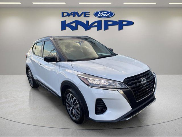 2023 Nissan Kicks SR
