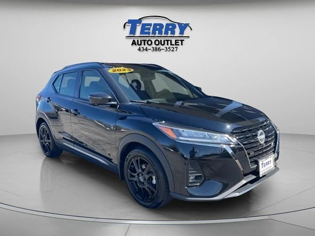 2023 Nissan Kicks SR