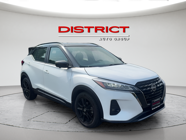 2023 Nissan Kicks SR