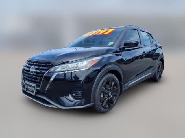 2023 Nissan Kicks SR
