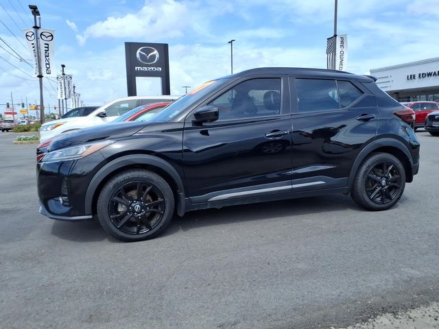 2023 Nissan Kicks SR