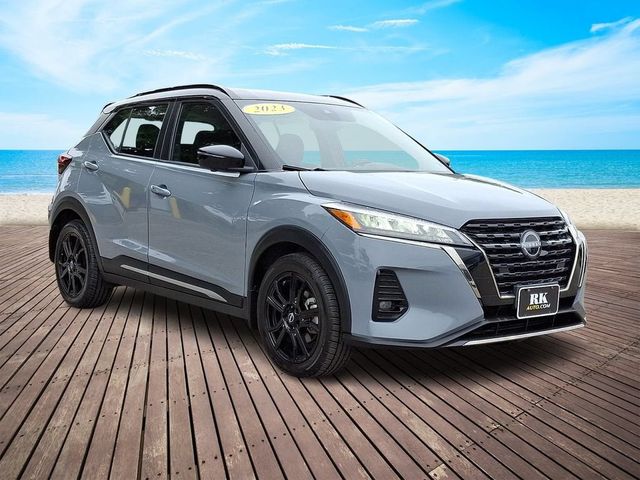 2023 Nissan Kicks SR