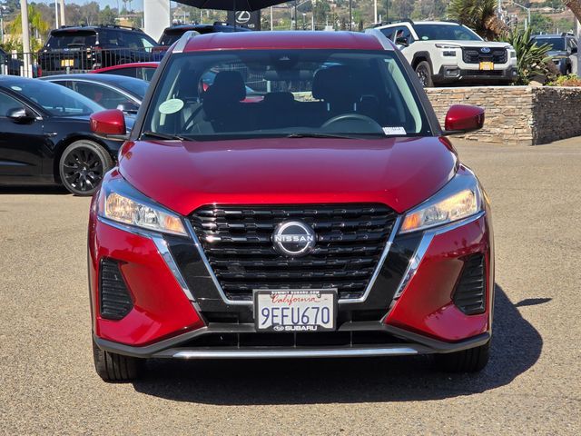 2023 Nissan Kicks SV