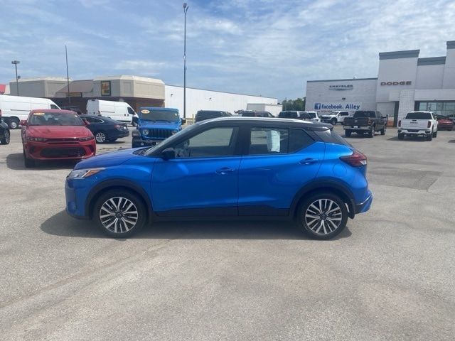 2023 Nissan Kicks SV