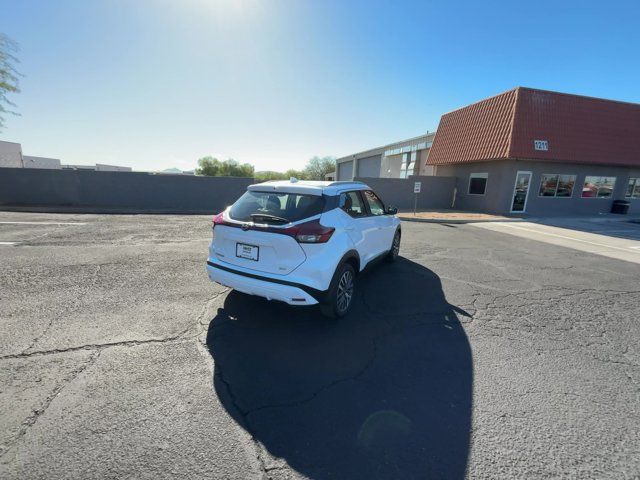 2023 Nissan Kicks SV