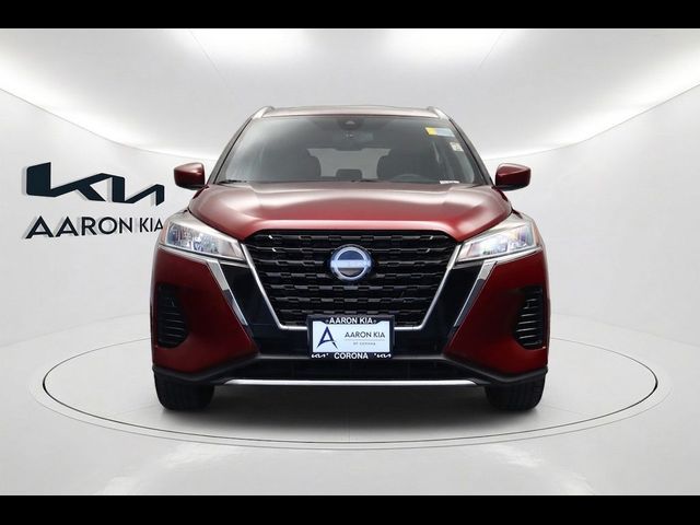 2023 Nissan Kicks SV