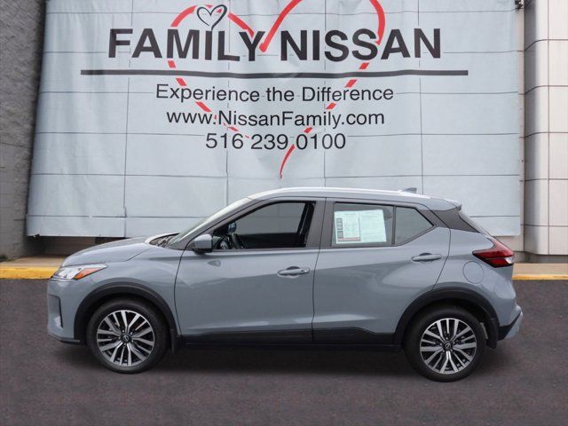 2023 Nissan Kicks SV