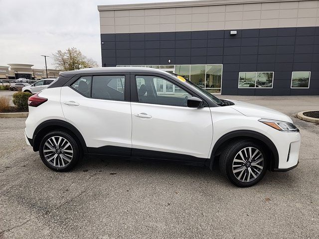 2023 Nissan Kicks SV