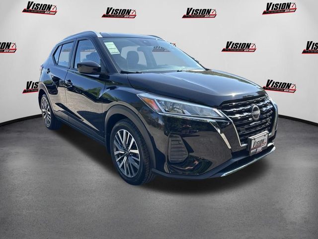 2023 Nissan Kicks SV