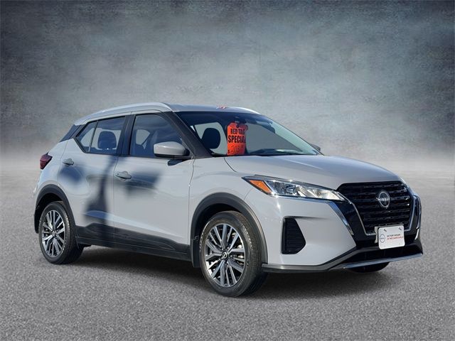 2023 Nissan Kicks SV