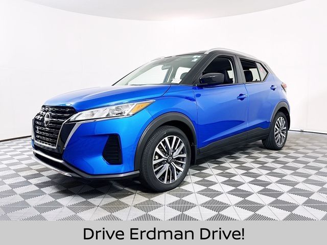 2023 Nissan Kicks SV
