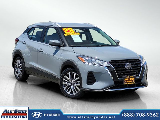 2023 Nissan Kicks SV