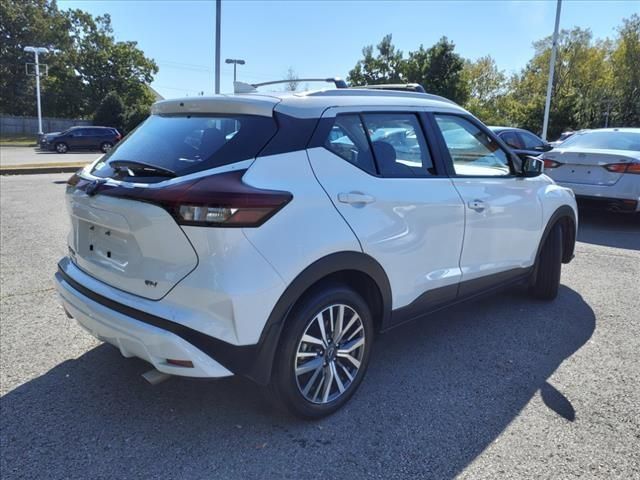 2023 Nissan Kicks SV