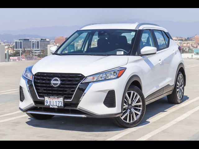 2023 Nissan Kicks SV