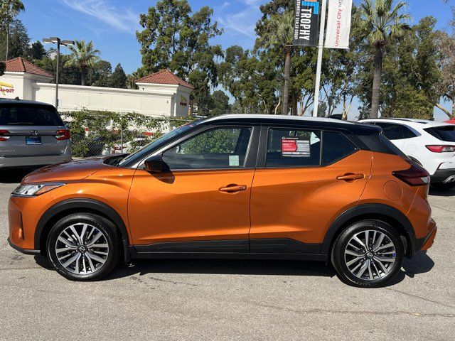 2023 Nissan Kicks SV