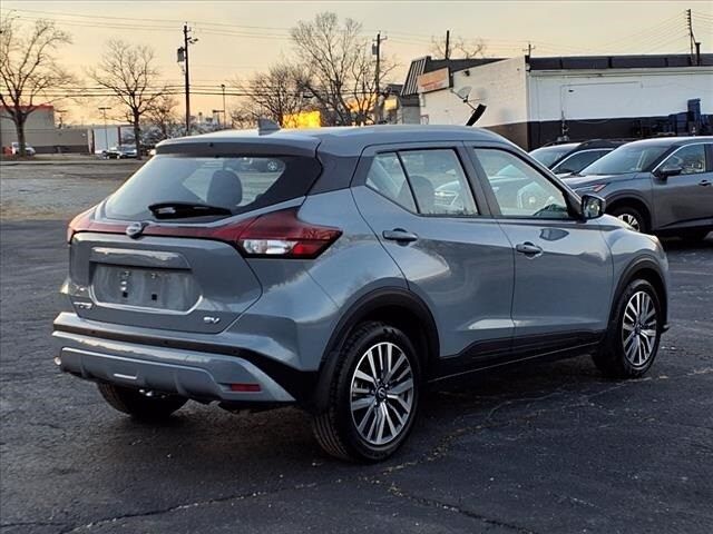 2023 Nissan Kicks SV