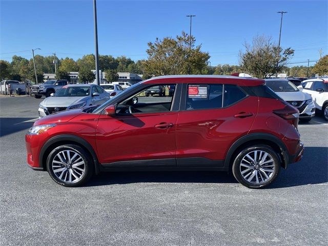 2023 Nissan Kicks SV