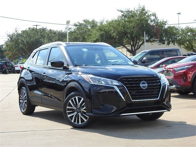 2023 Nissan Kicks SV