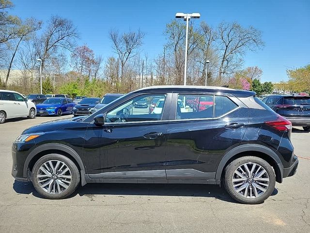 2023 Nissan Kicks SV