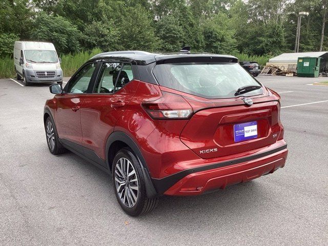 2023 Nissan Kicks SV