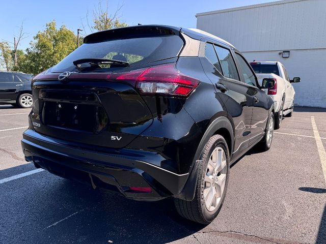 2023 Nissan Kicks SV