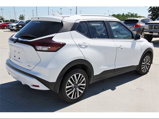 2023 Nissan Kicks SV