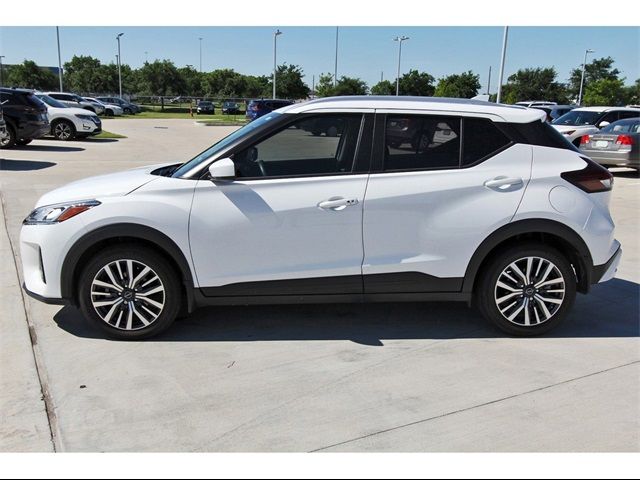 2023 Nissan Kicks SV