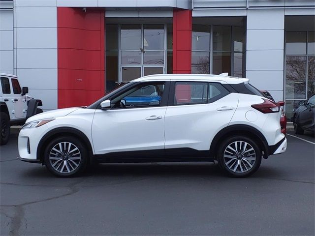 2023 Nissan Kicks SV