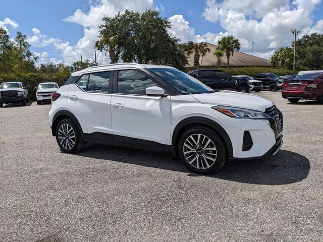 2023 Nissan Kicks SV