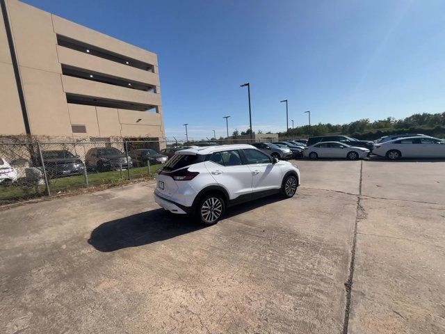 2023 Nissan Kicks SV