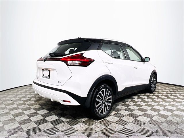 2023 Nissan Kicks SV