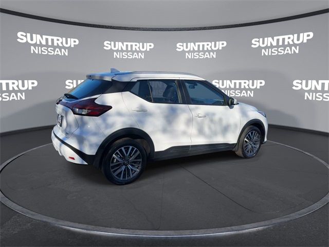 2023 Nissan Kicks SV