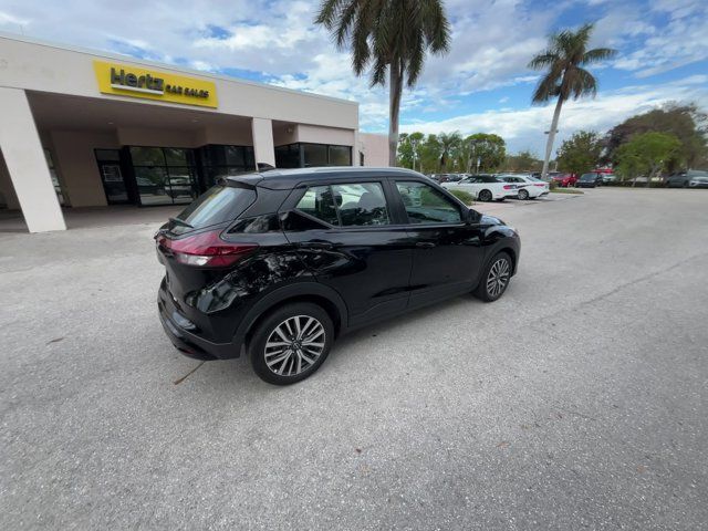 2023 Nissan Kicks SV