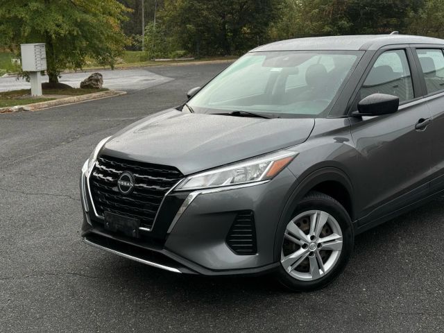 2023 Nissan Kicks S