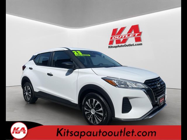 2023 Nissan Kicks S