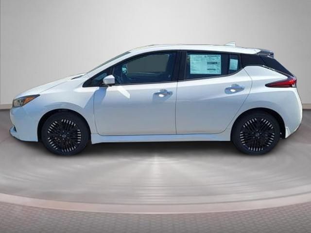 2023 Nissan Leaf SV Plus