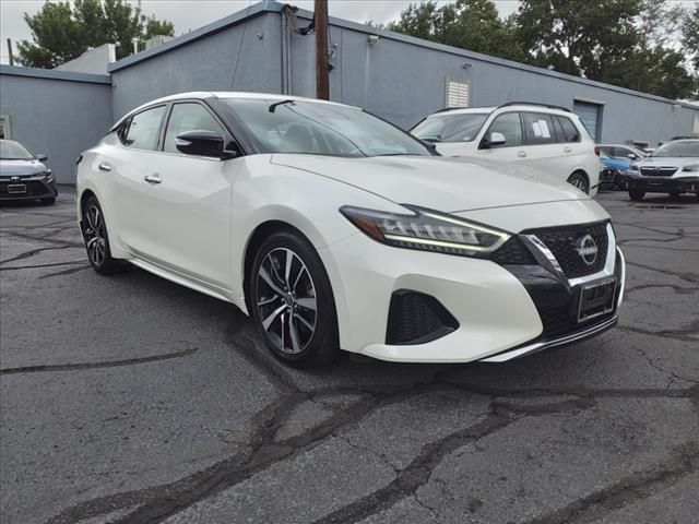 2023 Nissan Maxima SV