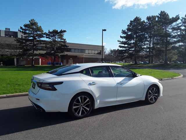 2023 Nissan Maxima SV