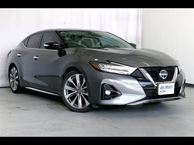 2023 Nissan Maxima Platinum