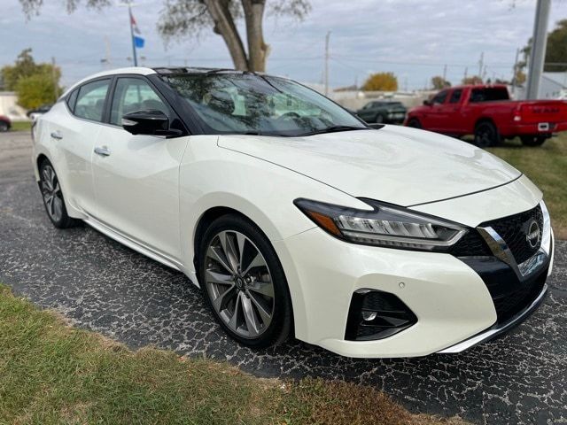 2023 Nissan Maxima Platinum