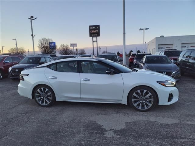 2023 Nissan Maxima Platinum