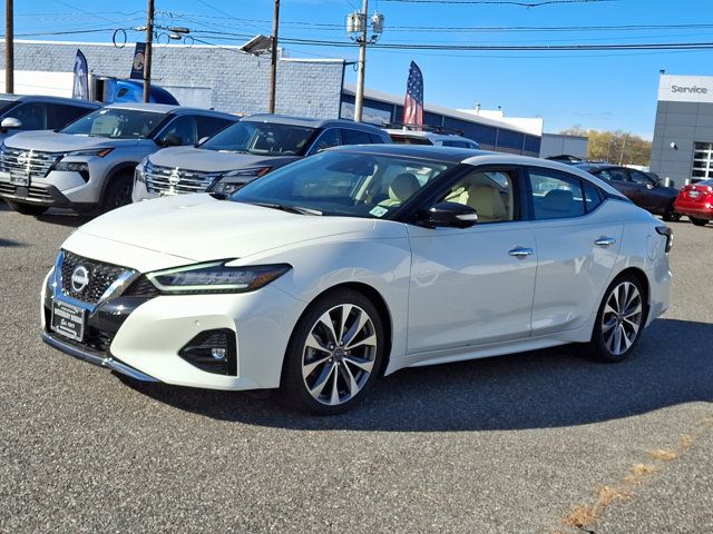 2023 Nissan Maxima Platinum