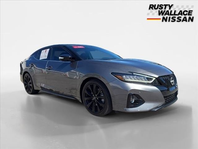 2023 Nissan Maxima SR