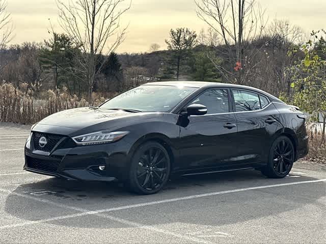 2023 Nissan Maxima SR