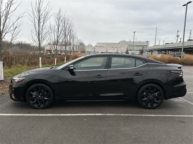 2023 Nissan Maxima SR